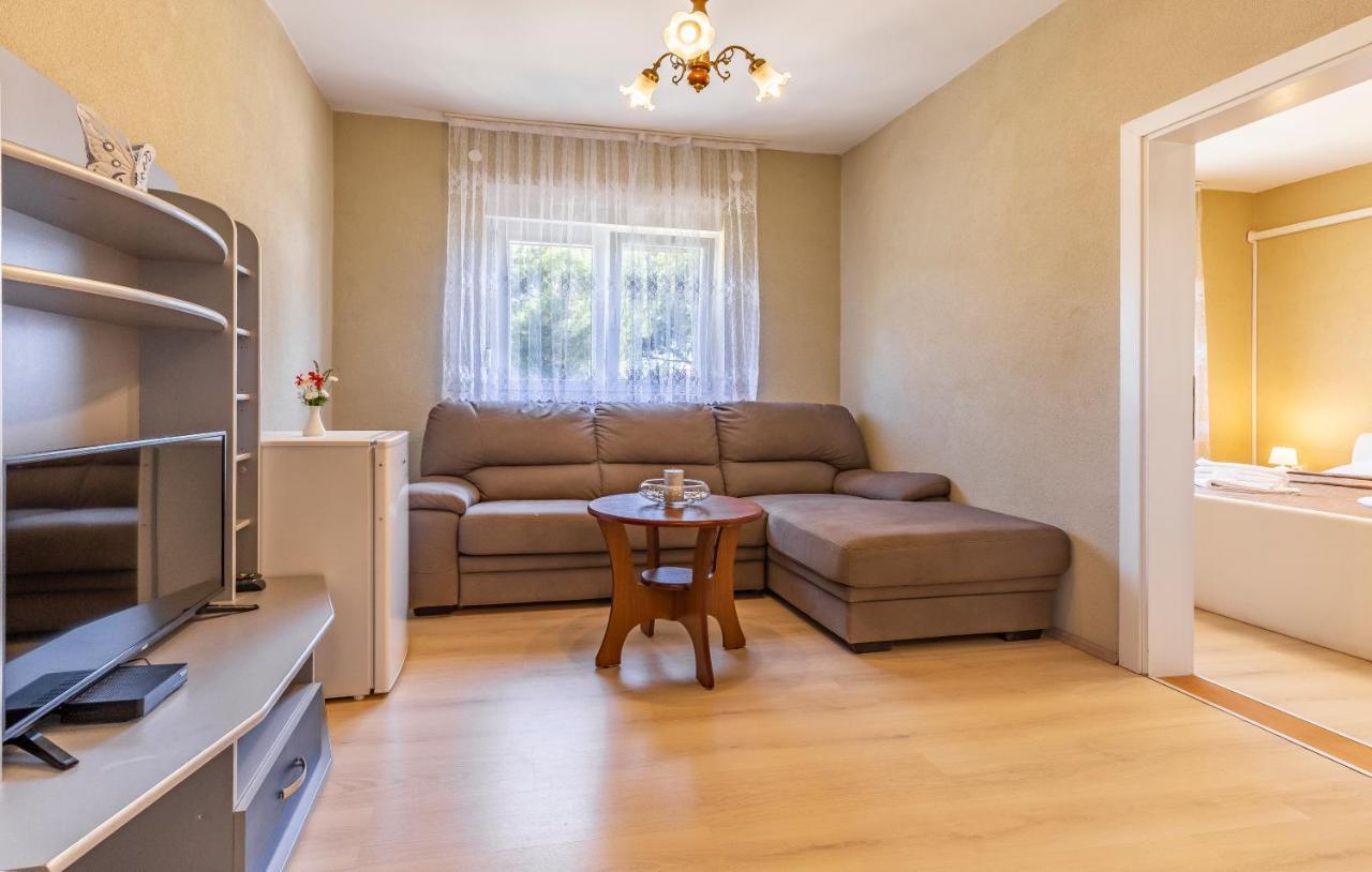 Rooms Giovanni Medulin Exterior photo